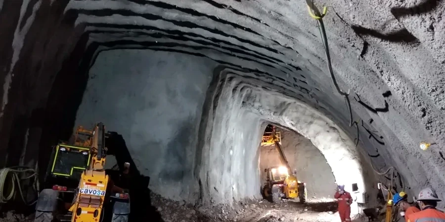 Análisis Geotécnico para Túneles en Suelo Blando en Valparaíso